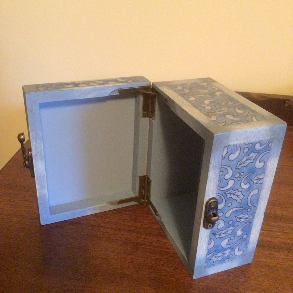 Jim Shore Rudolph & Here Box - Picture 5 of 5